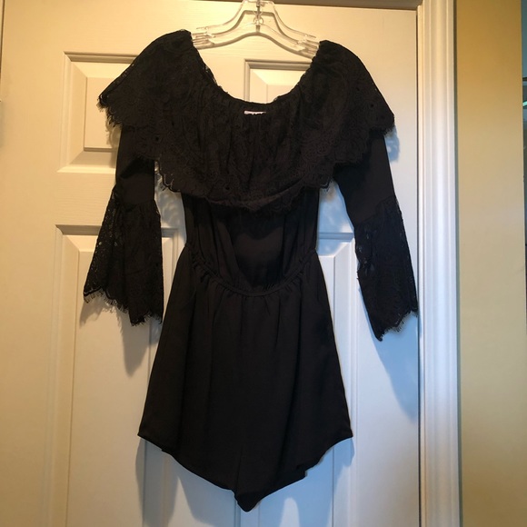 Black romper with pockets by BB Dakota - Picture 1 of 4